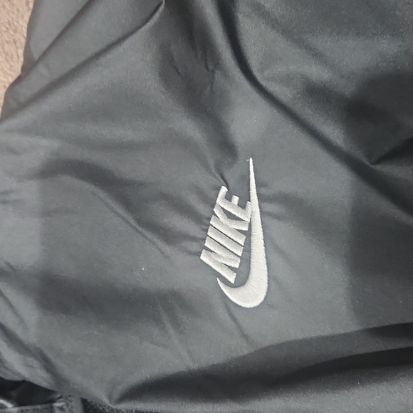 Nike running jacket - Picture 3 of 5
